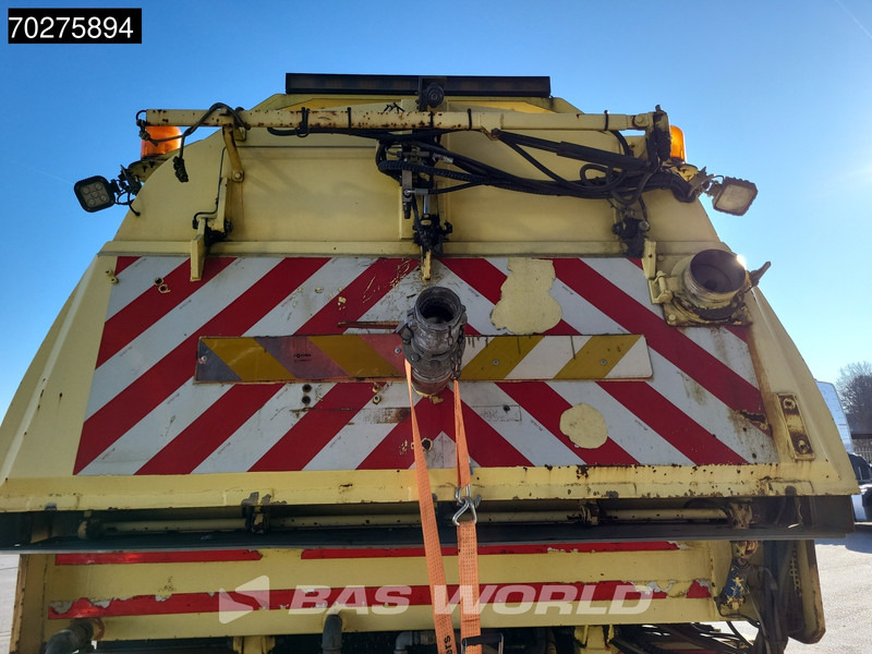 Leasing Mercedes-Benz Unimog 1650 4X4 Assaloni Vaccuum truck 4x4 Railway Manual Euro 2 Mercedes-Benz Unimog 1650 4X4 Assaloni Vaccuum truck 4x4 Railway Manual Euro 2: kuva Leasing Mercedes-Benz Unimog 1650 4X4 Assaloni Vaccuum truck 4x4 Railway Manual Euro 2 Mercedes-Benz Unimog 1650 4X4 Assaloni Vaccuum truck 4x4 Railway Manual Euro 2