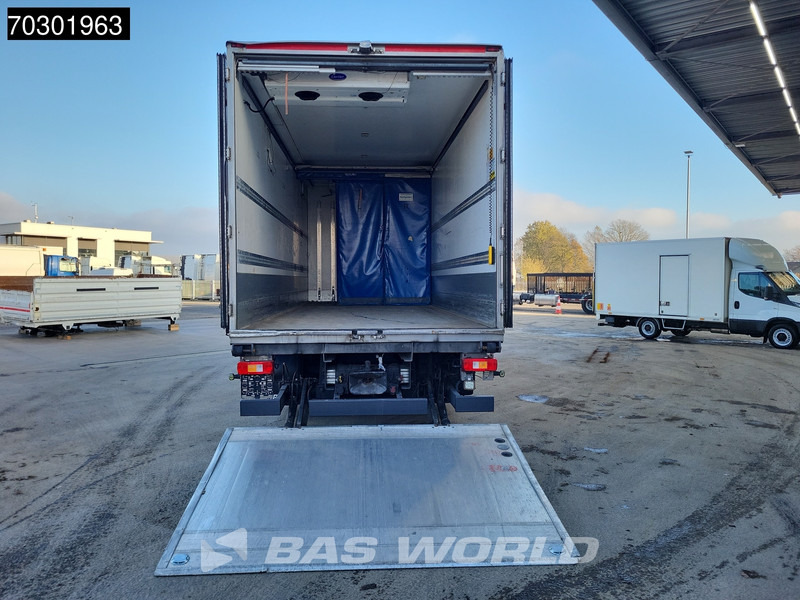 Renault T 430 6X2 Carrier SUPRA 1150 Mt 2000kg Ladebordwand Lift Axle Automatic Euro 6 - Refrigeraattori kuorma-auto: kuva Renault T 430 6X2 Carrier SUPRA 1150 Mt 2000kg Ladebordwand Lift Axle Automatic Euro 6 - Refrigeraattori kuorma-auto Renault T 430 6X2 Carrier SUPRA 1150 Mt 2000kg Ladebordwand Lift Axle Automatic Euro 6 - Refrigeraattori kuorma-auto: kuva Renault T 430 6X2 Carrier SUPRA 1150 Mt 2000kg Ladebordwand Lift Axle Automatic Euro 6 - Refrigeraattori kuorma-auto