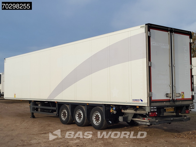 Schmitz Cargobull Carrier Vector 1550 Select 3 axles TUV 10/26 Tailgate Lifting Axle - Refrigeraattori puoliperävaunu: kuva Schmitz Cargobull Carrier Vector 1550 Select 3 axles TUV 10/26 Tailgate Lifting Axle - Refrigeraattori puoliperävaunu Schmitz Cargobull Carrier Vector 1550 Select 3 axles TUV 10/26 Tailgate Lifting Axle - Refrigeraattori puoliperävaunu: kuva Schmitz Cargobull Carrier Vector 1550 Select 3 axles TUV 10/26 Tailgate Lifting Axle - Refrigeraattori puoliperävaunu