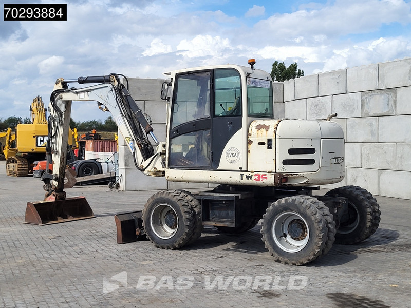 Pyöräalustainen kaivinkone Terex TW85: kuva Pyöräalustainen kaivinkone Terex TW85