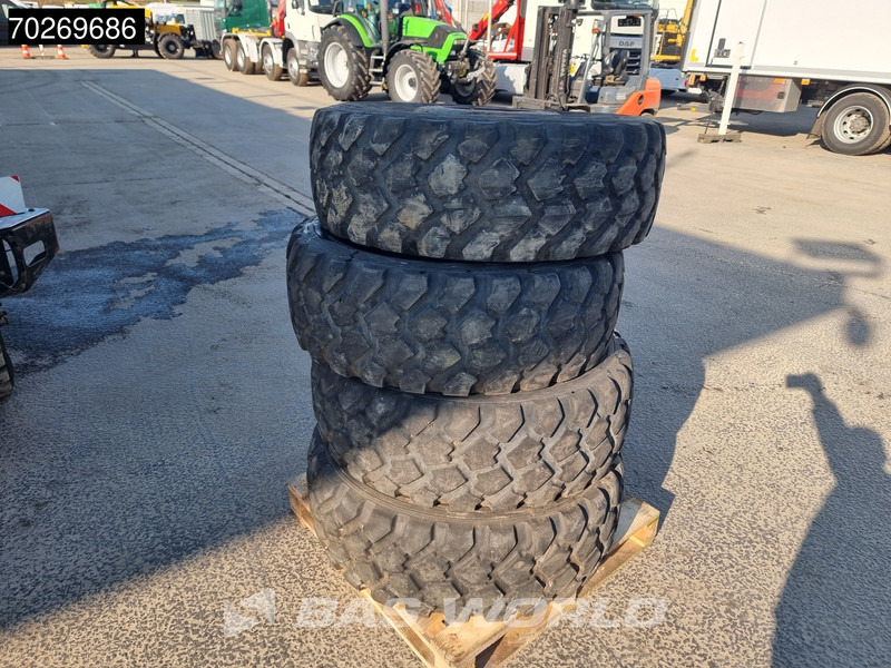 Nosturiauto Unimog U2450L 6X6 Unimog Engin EGI TP 226 hubarbeitsbühne Manual Euro 2: kuva Nosturiauto Unimog U2450L 6X6 Unimog Engin EGI TP 226 hubarbeitsbühne Manual Euro 2