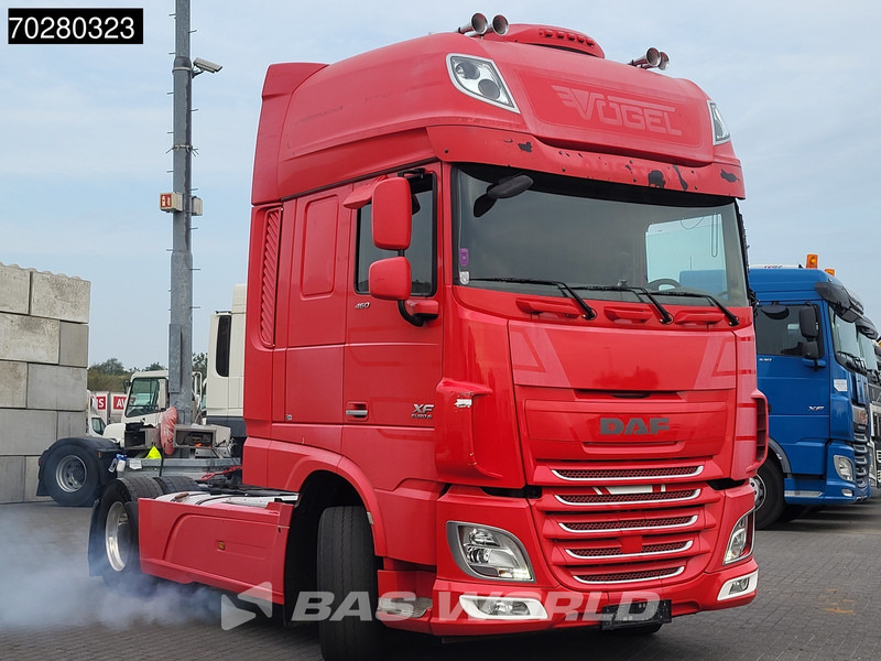 DAF XF 460 4X2 ENGINE PROBLEM! SSC Retarder 2xTanks Standklima ACC Euro 6 - Vetopöytäauto: kuva DAF XF 460 4X2 ENGINE PROBLEM! SSC Retarder 2xTanks Standklima ACC Euro 6 - Vetopöytäauto DAF XF 460 4X2 ENGINE PROBLEM! SSC Retarder 2xTanks Standklima ACC Euro 6 - Vetopöytäauto: kuva DAF XF 460 4X2 ENGINE PROBLEM! SSC Retarder 2xTanks Standklima ACC Euro 6 - Vetopöytäauto