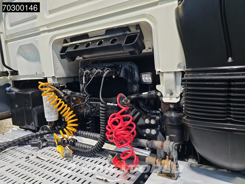 Vetopöytäauto DAF XF 480 4X2 SSC Hydraulik Standklima: kuva Vetopöytäauto DAF XF 480 4X2 SSC Hydraulik Standklima Vetopöytäauto DAF XF 480 4X2 SSC Hydraulik Standklima: kuva Vetopöytäauto DAF XF 480 4X2 SSC Hydraulik Standklima