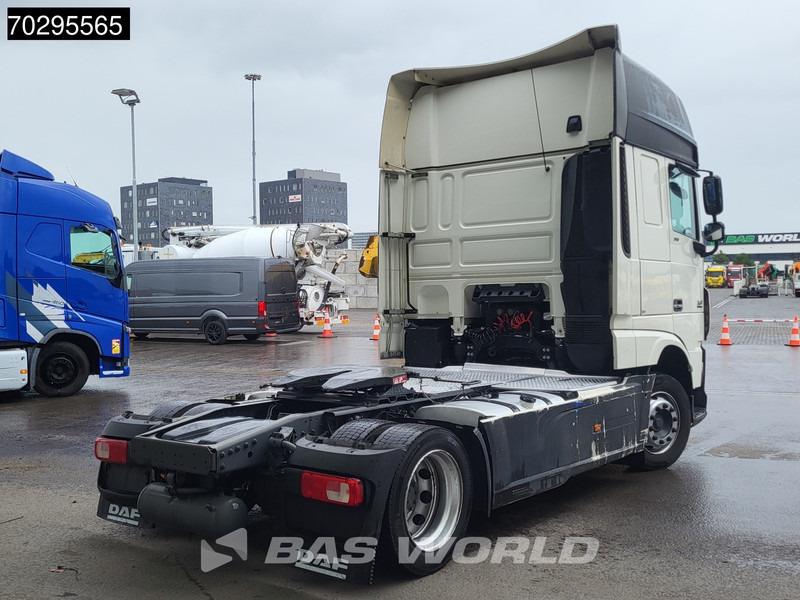 DAF XF 510 4X2 SSC Retarder 2xTanks Standklima Navi Euro 6 - Vetopöytäauto: kuva DAF XF 510 4X2 SSC Retarder 2xTanks Standklima Navi Euro 6 - Vetopöytäauto DAF XF 510 4X2 SSC Retarder 2xTanks Standklima Navi Euro 6 - Vetopöytäauto: kuva DAF XF 510 4X2 SSC Retarder 2xTanks Standklima Navi Euro 6 - Vetopöytäauto