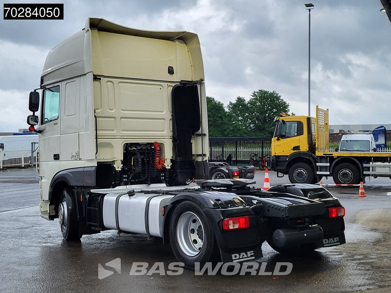 DAF XF 530 4X2 SSC Retarder 2x Tanks Standklima ACC Euro 6 - Vetopöytäauto: kuva DAF XF 530 4X2 SSC Retarder 2x Tanks Standklima ACC Euro 6 - Vetopöytäauto DAF XF 530 4X2 SSC Retarder 2x Tanks Standklima ACC Euro 6 - Vetopöytäauto: kuva DAF XF 530 4X2 SSC Retarder 2x Tanks Standklima ACC Euro 6 - Vetopöytäauto