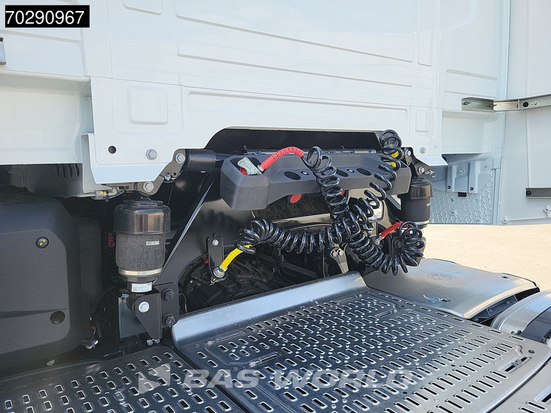 DAF XG 530 6X2 FTG Full-Air 2x Tanks Lift+Lenkachse Axleload-Monitoring ACC Standklima - Vetopöytäauto: kuva DAF XG 530 6X2 FTG Full-Air 2x Tanks Lift+Lenkachse Axleload-Monitoring ACC Standklima - Vetopöytäauto DAF XG 530 6X2 FTG Full-Air 2x Tanks Lift+Lenkachse Axleload-Monitoring ACC Standklima - Vetopöytäauto: kuva DAF XG 530 6X2 FTG Full-Air 2x Tanks Lift+Lenkachse Axleload-Monitoring ACC Standklima - Vetopöytäauto