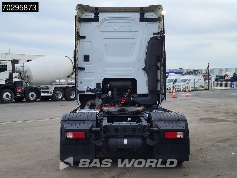 Ford F-Max 500 4X2 Retarder 2x Tanks Standklima Euro 6 - Vetopöytäauto: kuva Ford F-Max 500 4X2 Retarder 2x Tanks Standklima Euro 6 - Vetopöytäauto Ford F-Max 500 4X2 Retarder 2x Tanks Standklima Euro 6 - Vetopöytäauto: kuva Ford F-Max 500 4X2 Retarder 2x Tanks Standklima Euro 6 - Vetopöytäauto