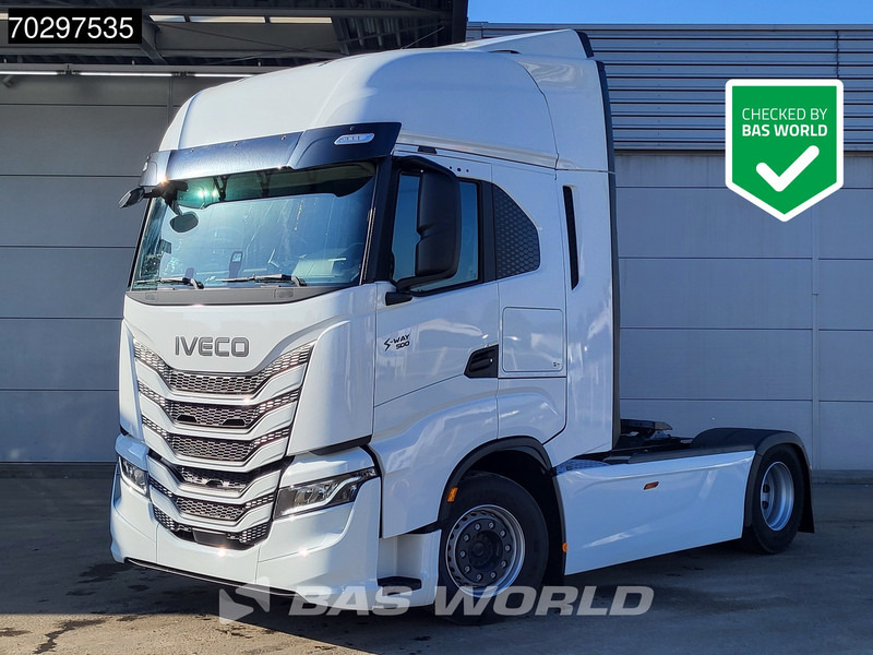 Iveco S-Way 500 4X2 NEW! 2xTanks Standklima ACC LED Euro 6 - Vetopöytäauto: kuva Iveco S-Way 500 4X2 NEW! 2xTanks Standklima ACC LED Euro 6 - Vetopöytäauto Iveco S-Way 500 4X2 NEW! 2xTanks Standklima ACC LED Euro 6 - Vetopöytäauto: kuva Iveco S-Way 500 4X2 NEW! 2xTanks Standklima ACC LED Euro 6 - Vetopöytäauto