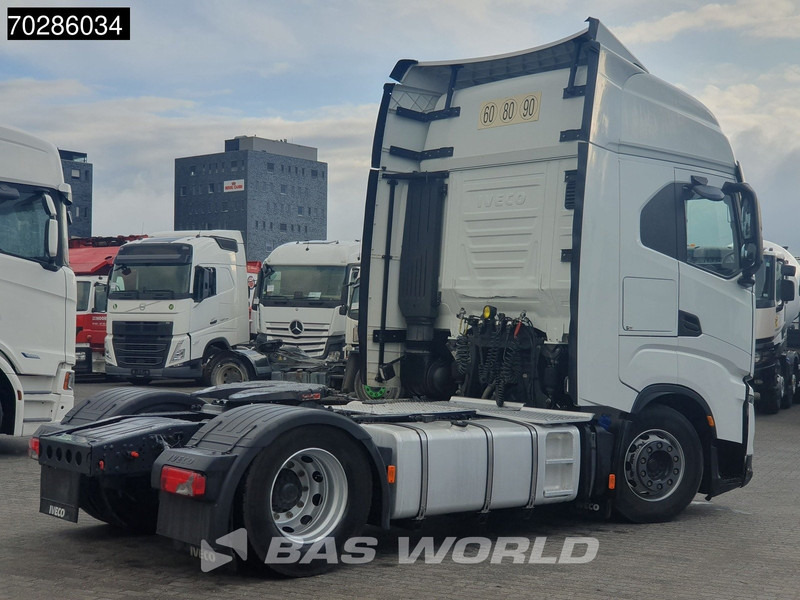 Iveco S-Way 510 S-Way 4X2 Retarder ACC Navi Standklima Euro 6 - Vetopöytäauto: kuva Iveco S-Way 510 S-Way 4X2 Retarder ACC Navi Standklima Euro 6 - Vetopöytäauto Iveco S-Way 510 S-Way 4X2 Retarder ACC Navi Standklima Euro 6 - Vetopöytäauto: kuva Iveco S-Way 510 S-Way 4X2 Retarder ACC Navi Standklima Euro 6 - Vetopöytäauto