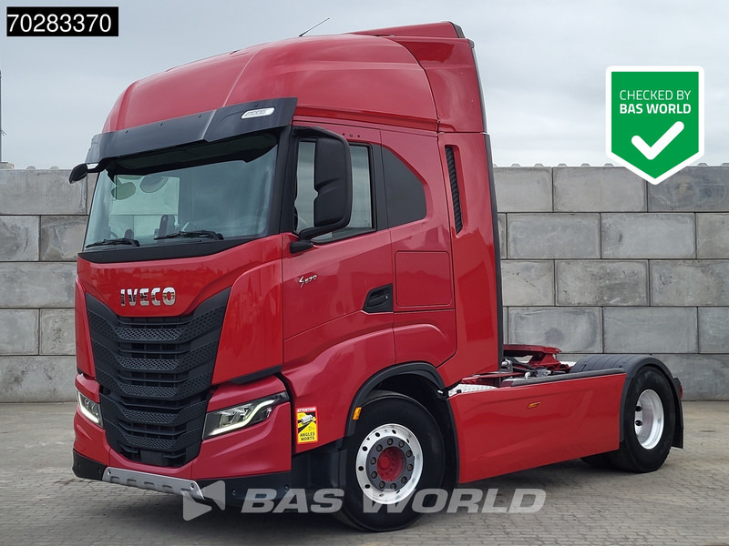 Iveco S-Way 570 4X2 Retarder Standklima Hydraulik Alcoa's LED Navi Euro 6 - Vetopöytäauto: kuva Iveco S-Way 570 4X2 Retarder Standklima Hydraulik Alcoa's LED Navi Euro 6 - Vetopöytäauto Iveco S-Way 570 4X2 Retarder Standklima Hydraulik Alcoa's LED Navi Euro 6 - Vetopöytäauto: kuva Iveco S-Way 570 4X2 Retarder Standklima Hydraulik Alcoa's LED Navi Euro 6 - Vetopöytäauto