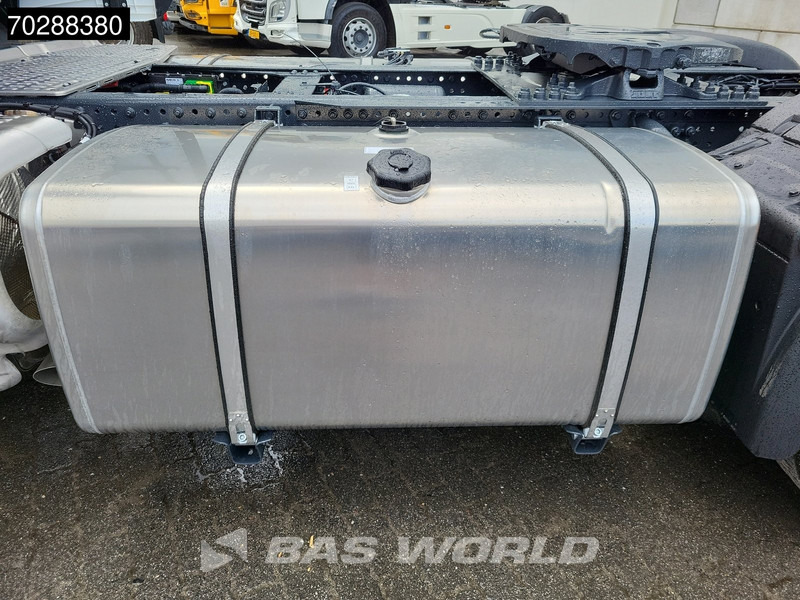 Uusi Vetopöytäauto Iveco S-way 580 4X2 NEW! 2x Tanks Navi ACC Standklima: kuva Uusi Vetopöytäauto Iveco S-way 580 4X2 NEW! 2x Tanks Navi ACC Standklima