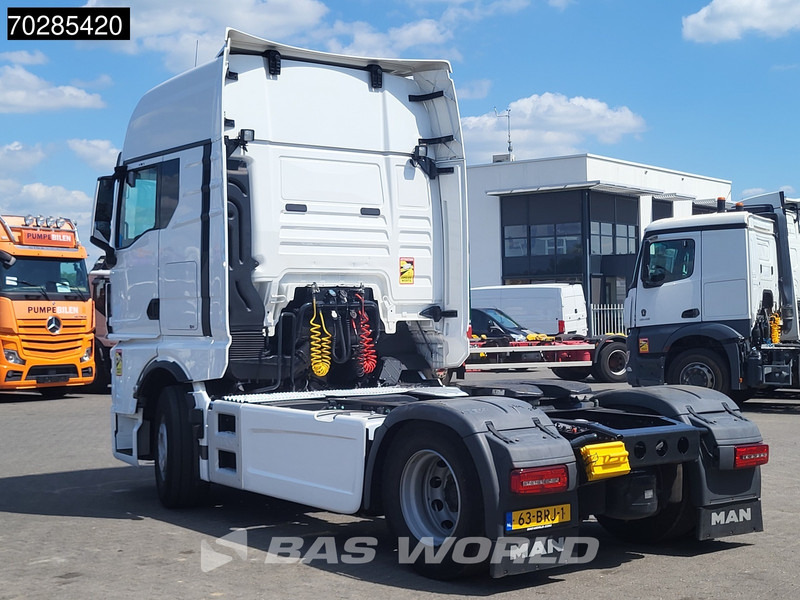 MAN TGX 18.430 TGX 4X2 NL-Truck APK '26 GX 2x Tanks Navi - Vetopöytäauto: kuva MAN TGX 18.430 TGX 4X2 NL-Truck APK '26 GX 2x Tanks Navi - Vetopöytäauto MAN TGX 18.430 TGX 4X2 NL-Truck APK '26 GX 2x Tanks Navi - Vetopöytäauto: kuva MAN TGX 18.430 TGX 4X2 NL-Truck APK '26 GX 2x Tanks Navi - Vetopöytäauto