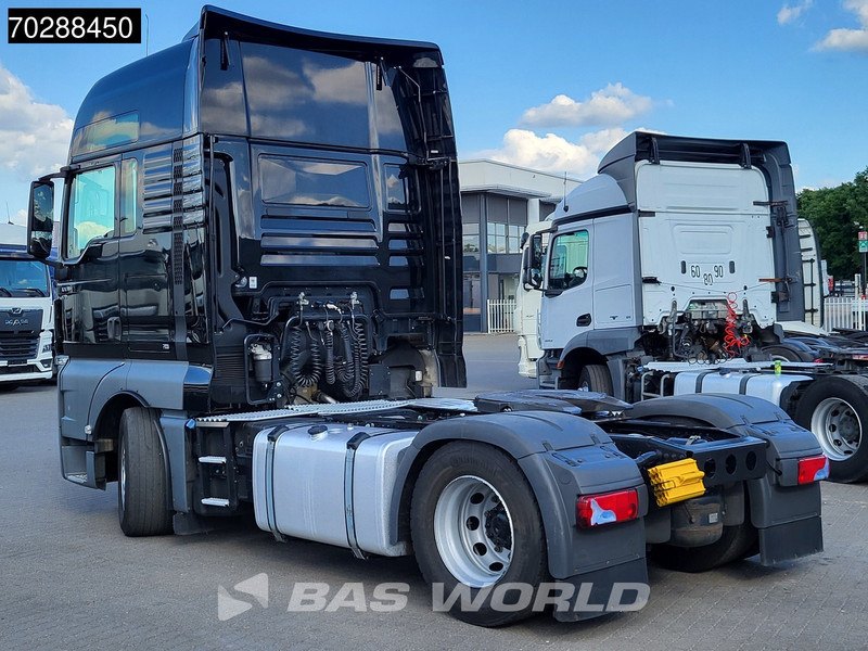 MAN TGX 18.470 4X2 XXL Retarder 2x Tanks Standklima ACC Navi - Vetopöytäauto: kuva MAN TGX 18.470 4X2 XXL Retarder 2x Tanks Standklima ACC Navi - Vetopöytäauto MAN TGX 18.470 4X2 XXL Retarder 2x Tanks Standklima ACC Navi - Vetopöytäauto: kuva MAN TGX 18.470 4X2 XXL Retarder 2x Tanks Standklima ACC Navi - Vetopöytäauto