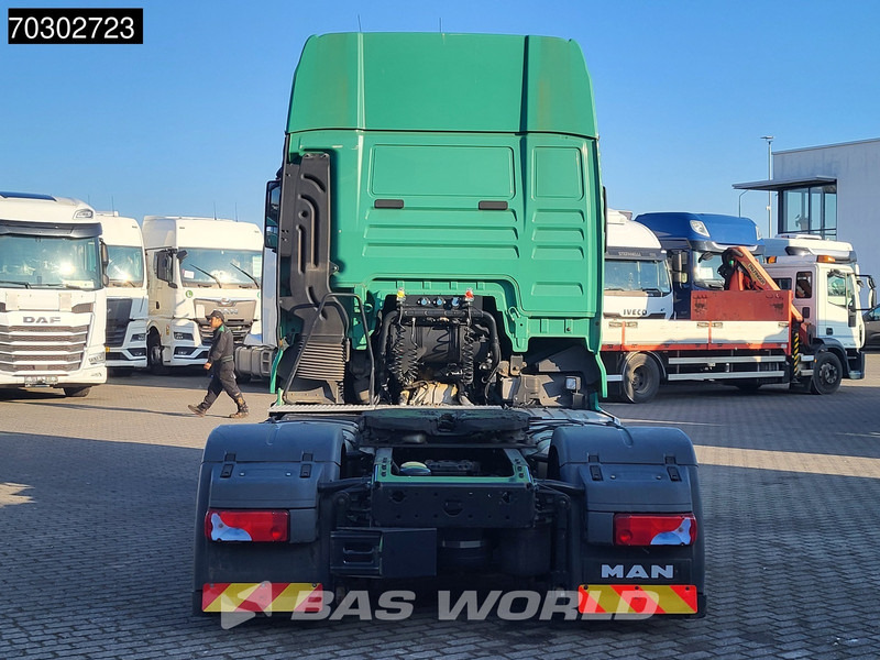 MAN TGX 18.500 4X2 XXL Mega Retarder 2xTanks - Vetopöytäauto: kuva MAN TGX 18.500 4X2 XXL Mega Retarder 2xTanks - Vetopöytäauto MAN TGX 18.500 4X2 XXL Mega Retarder 2xTanks - Vetopöytäauto: kuva MAN TGX 18.500 4X2 XXL Mega Retarder 2xTanks - Vetopöytäauto