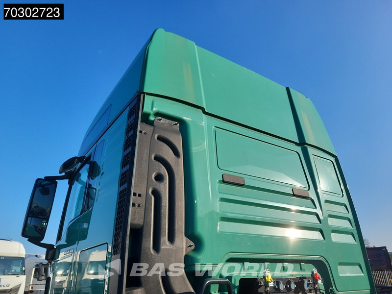 MAN TGX 18.500 4X2 XXL Mega Retarder 2xTanks - Vetopöytäauto: kuva MAN TGX 18.500 4X2 XXL Mega Retarder 2xTanks - Vetopöytäauto MAN TGX 18.500 4X2 XXL Mega Retarder 2xTanks - Vetopöytäauto: kuva MAN TGX 18.500 4X2 XXL Mega Retarder 2xTanks - Vetopöytäauto