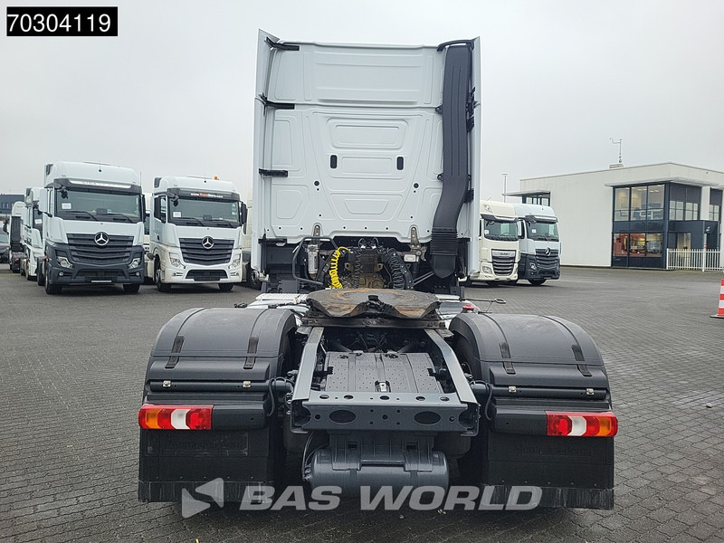 Mercedes-Benz Actros 1845 4X2 GigaSpace Hydraulik - Vetopöytäauto: kuva Mercedes-Benz Actros 1845 4X2 GigaSpace Hydraulik - Vetopöytäauto Mercedes-Benz Actros 1845 4X2 GigaSpace Hydraulik - Vetopöytäauto: kuva Mercedes-Benz Actros 1845 4X2 GigaSpace Hydraulik - Vetopöytäauto
