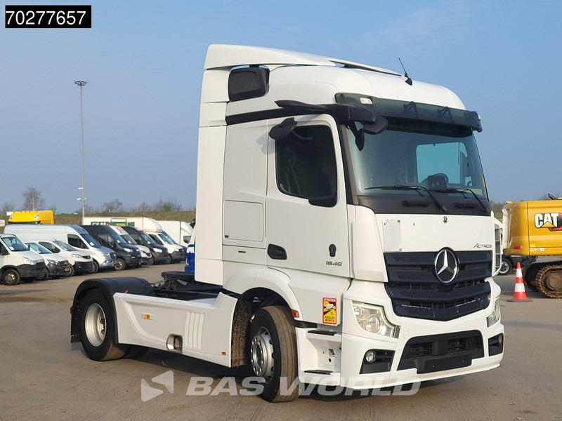 Mercedes-Benz Actros 1845 4X2 StreamSpace Retrader MirrorCam - Vetopöytäauto: kuva Mercedes-Benz Actros 1845 4X2 StreamSpace Retrader MirrorCam - Vetopöytäauto Mercedes-Benz Actros 1845 4X2 StreamSpace Retrader MirrorCam - Vetopöytäauto: kuva Mercedes-Benz Actros 1845 4X2 StreamSpace Retrader MirrorCam - Vetopöytäauto