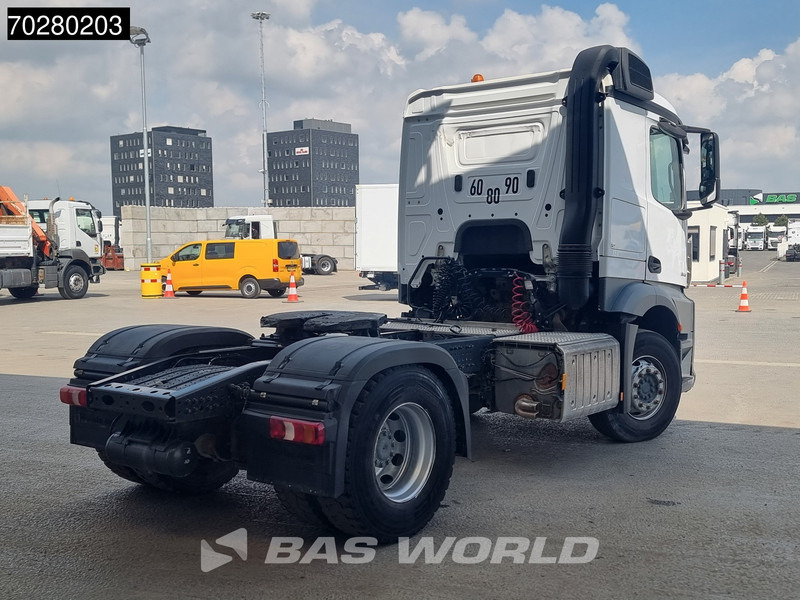 Mercedes-Benz Actros 1845 Actros 4X2 ClassicSpace Retarder - Vetopöytäauto: kuva Mercedes-Benz Actros 1845 Actros 4X2 ClassicSpace Retarder - Vetopöytäauto Mercedes-Benz Actros 1845 Actros 4X2 ClassicSpace Retarder - Vetopöytäauto: kuva Mercedes-Benz Actros 1845 Actros 4X2 ClassicSpace Retarder - Vetopöytäauto
