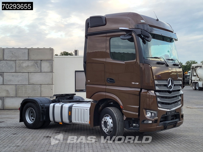 Mercedes-Benz Actros 1848 4X2 BigSpace Retarder 2x Tanks ACC Standklima MirrorCam Euro 6 - Vetopöytäauto: kuva Mercedes-Benz Actros 1848 4X2 BigSpace Retarder 2x Tanks ACC Standklima MirrorCam Euro 6 - Vetopöytäauto Mercedes-Benz Actros 1848 4X2 BigSpace Retarder 2x Tanks ACC Standklima MirrorCam Euro 6 - Vetopöytäauto: kuva Mercedes-Benz Actros 1848 4X2 BigSpace Retarder 2x Tanks ACC Standklima MirrorCam Euro 6 - Vetopöytäauto