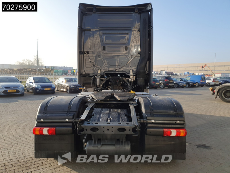 Mercedes-Benz Actros 1851 4X2 BigSpace 2x Tanks - Vetopöytäauto: kuva Mercedes-Benz Actros 1851 4X2 BigSpace 2x Tanks - Vetopöytäauto Mercedes-Benz Actros 1851 4X2 BigSpace 2x Tanks - Vetopöytäauto: kuva Mercedes-Benz Actros 1851 4X2 BigSpace 2x Tanks - Vetopöytäauto