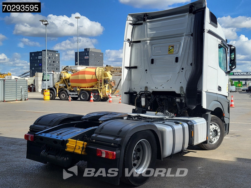 Mercedes-Benz Actros 1851 4X2 BigSpace 2xTanks Euro 6 - Vetopöytäauto: kuva Mercedes-Benz Actros 1851 4X2 BigSpace 2xTanks Euro 6 - Vetopöytäauto Mercedes-Benz Actros 1851 4X2 BigSpace 2xTanks Euro 6 - Vetopöytäauto: kuva Mercedes-Benz Actros 1851 4X2 BigSpace 2xTanks Euro 6 - Vetopöytäauto