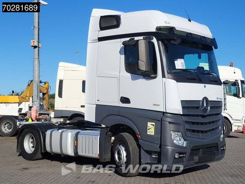 Mercedes-Benz Actros 1851 Actros 4X2 BigSpace 2x Tanks - Vetopöytäauto: kuva Mercedes-Benz Actros 1851 Actros 4X2 BigSpace 2x Tanks - Vetopöytäauto Mercedes-Benz Actros 1851 Actros 4X2 BigSpace 2x Tanks - Vetopöytäauto: kuva Mercedes-Benz Actros 1851 Actros 4X2 BigSpace 2x Tanks - Vetopöytäauto