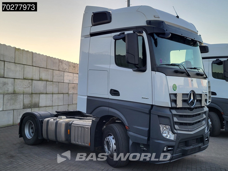 Mercedes-Benz Actros 1851 Actros 4X2 BigSpace 2x Tanks - Vetopöytäauto: kuva Mercedes-Benz Actros 1851 Actros 4X2 BigSpace 2x Tanks - Vetopöytäauto Mercedes-Benz Actros 1851 Actros 4X2 BigSpace 2x Tanks - Vetopöytäauto: kuva Mercedes-Benz Actros 1851 Actros 4X2 BigSpace 2x Tanks - Vetopöytäauto