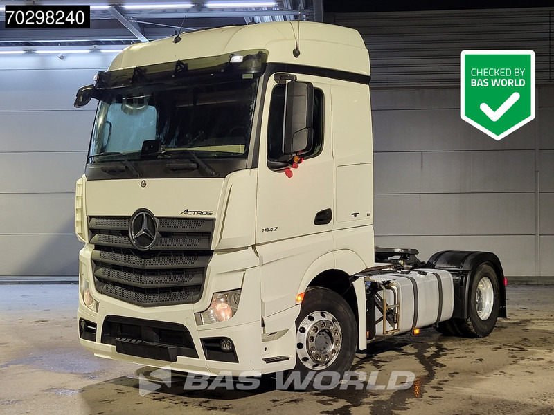 Mercedes-Benz Actros 1942 4X2 StreamSpace PTO - Vetopöytäauto: kuva Mercedes-Benz Actros 1942 4X2 StreamSpace PTO - Vetopöytäauto Mercedes-Benz Actros 1942 4X2 StreamSpace PTO - Vetopöytäauto: kuva Mercedes-Benz Actros 1942 4X2 StreamSpace PTO - Vetopöytäauto