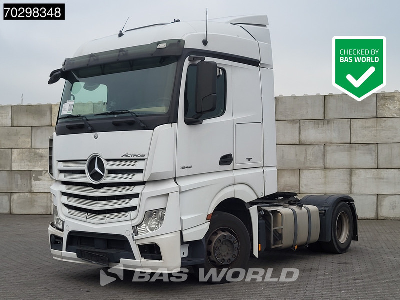 Mercedes-Benz Actros 1942 Actros 4X2 Euro 6 - Vetopöytäauto: kuva Mercedes-Benz Actros 1942 Actros 4X2 Euro 6 - Vetopöytäauto Mercedes-Benz Actros 1942 Actros 4X2 Euro 6 - Vetopöytäauto: kuva Mercedes-Benz Actros 1942 Actros 4X2 Euro 6 - Vetopöytäauto