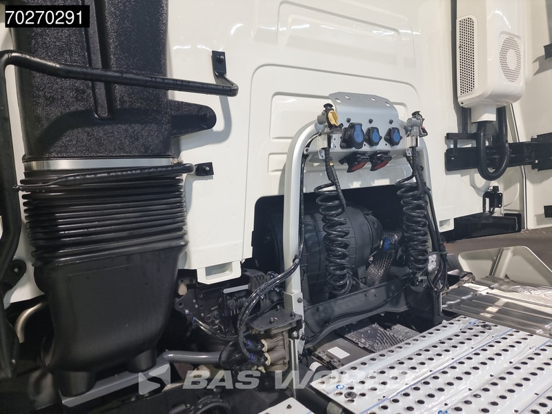 Renault T 480 4X2 Retarder TC 2x Tanks Standklima SleeperCab - Vetopöytäauto: kuva Renault T 480 4X2 Retarder TC 2x Tanks Standklima SleeperCab - Vetopöytäauto Renault T 480 4X2 Retarder TC 2x Tanks Standklima SleeperCab - Vetopöytäauto: kuva Renault T 480 4X2 Retarder TC 2x Tanks Standklima SleeperCab - Vetopöytäauto