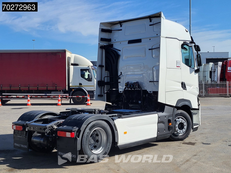 Renault T 520 4X2 NEW! HSC Retarder Optibrake+ 2x Tanks ACC LED - Vetopöytäauto: kuva Renault T 520 4X2 NEW! HSC Retarder Optibrake+ 2x Tanks ACC LED - Vetopöytäauto Renault T 520 4X2 NEW! HSC Retarder Optibrake+ 2x Tanks ACC LED - Vetopöytäauto: kuva Renault T 520 4X2 NEW! HSC Retarder Optibrake+ 2x Tanks ACC LED - Vetopöytäauto
