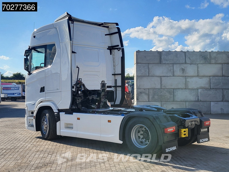 Scania S560 4X2 NEW! Retarder Full-Air 2xTanks Leder Standklima Navi ACC LED - Vetopöytäauto: kuva Scania S560 4X2 NEW! Retarder Full-Air 2xTanks Leder Standklima Navi ACC LED - Vetopöytäauto Scania S560 4X2 NEW! Retarder Full-Air 2xTanks Leder Standklima Navi ACC LED - Vetopöytäauto: kuva Scania S560 4X2 NEW! Retarder Full-Air 2xTanks Leder Standklima Navi ACC LED - Vetopöytäauto