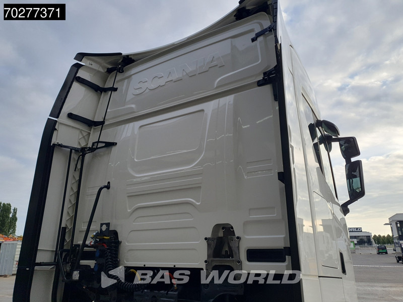 Leasing Scania S560 4X2 NEW! Retarder Full-Air 2xTanks Standklima Navi ACC LED Euro 6 Scania S560 4X2 NEW! Retarder Full-Air 2xTanks Standklima Navi ACC LED Euro 6: kuva Leasing Scania S560 4X2 NEW! Retarder Full-Air 2xTanks Standklima Navi ACC LED Euro 6 Scania S560 4X2 NEW! Retarder Full-Air 2xTanks Standklima Navi ACC LED Euro 6