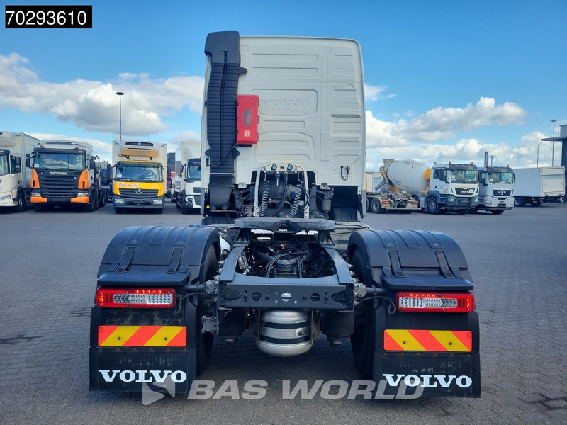 Volvo FH 420 FH 4X2 ACC Standklima ADR Euro 6 - Vetopöytäauto: kuva Volvo FH 420 FH 4X2 ACC Standklima ADR Euro 6 - Vetopöytäauto Volvo FH 420 FH 4X2 ACC Standklima ADR Euro 6 - Vetopöytäauto: kuva Volvo FH 420 FH 4X2 ACC Standklima ADR Euro 6 - Vetopöytäauto
