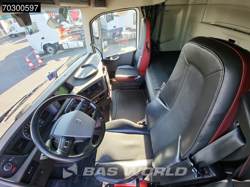 Vetopöytäauto Volvo FH 460 4X2 VEB+ Euro 6: kuva Vetopöytäauto Volvo FH 460 4X2 VEB+ Euro 6 Vetopöytäauto Volvo FH 460 4X2 VEB+ Euro 6: kuva Vetopöytäauto Volvo FH 460 4X2 VEB+ Euro 6