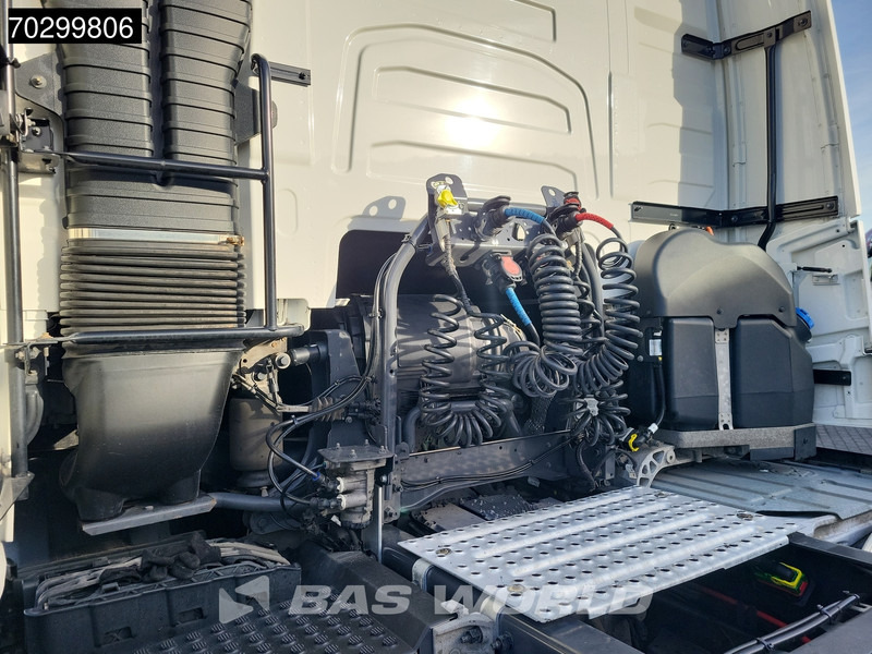 Volvo FH 500 FH 4X2 XL VEB+ 2x Tanks ACC LED ADR - Vetopöytäauto: kuva Volvo FH 500 FH 4X2 XL VEB+ 2x Tanks ACC LED ADR - Vetopöytäauto Volvo FH 500 FH 4X2 XL VEB+ 2x Tanks ACC LED ADR - Vetopöytäauto: kuva Volvo FH 500 FH 4X2 XL VEB+ 2x Tanks ACC LED ADR - Vetopöytäauto