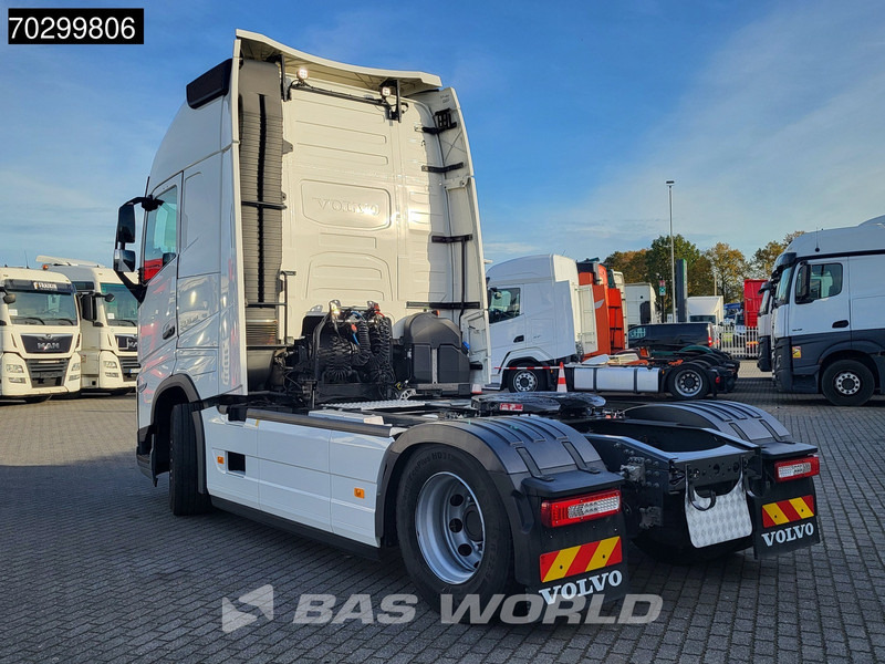 Volvo FH 500 FH 4X2 XL VEB+ 2x Tanks ACC LED ADR - Vetopöytäauto: kuva Volvo FH 500 FH 4X2 XL VEB+ 2x Tanks ACC LED ADR - Vetopöytäauto Volvo FH 500 FH 4X2 XL VEB+ 2x Tanks ACC LED ADR - Vetopöytäauto: kuva Volvo FH 500 FH 4X2 XL VEB+ 2x Tanks ACC LED ADR - Vetopöytäauto