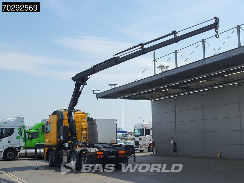 Volvo FH13 440 6X2 EFFER 250/4S Crane Automatic Euro 6 - Vetopöytäauto: kuva Volvo FH13 440 6X2 EFFER 250/4S Crane Automatic Euro 6 - Vetopöytäauto Volvo FH13 440 6X2 EFFER 250/4S Crane Automatic Euro 6 - Vetopöytäauto: kuva Volvo FH13 440 6X2 EFFER 250/4S Crane Automatic Euro 6 - Vetopöytäauto