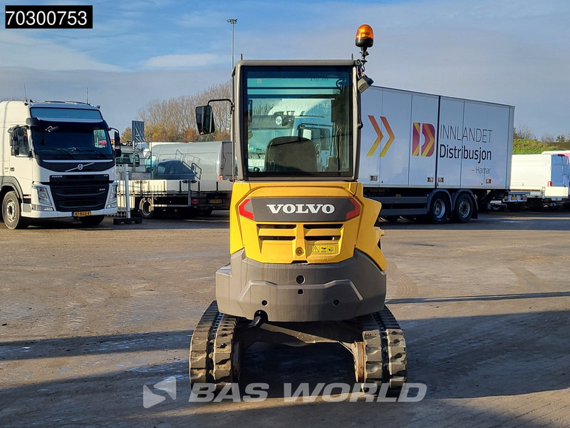 Volvo ECR25 D - Minikuormaaja: kuva Volvo ECR25 D - Minikuormaaja Volvo ECR25 D - Minikuormaaja: kuva Volvo ECR25 D - Minikuormaaja
