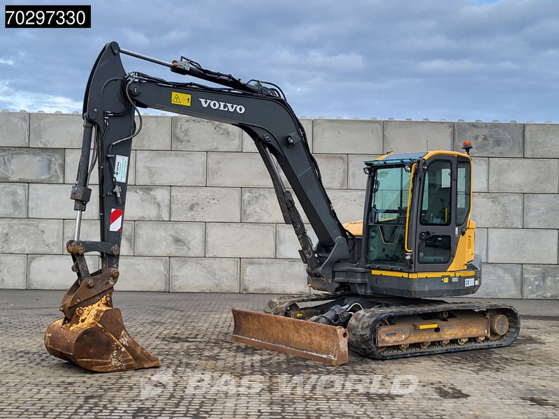 Volvo ECR88 D A/C - 3 BUCKETS - Minikuormaaja: kuva Volvo ECR88 D A/C - 3 BUCKETS - Minikuormaaja Volvo ECR88 D A/C - 3 BUCKETS - Minikuormaaja: kuva Volvo ECR88 D A/C - 3 BUCKETS - Minikuormaaja
