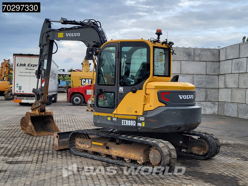 Volvo ECR88 D A/C - 3 BUCKETS - Minikuormaaja: kuva Volvo ECR88 D A/C - 3 BUCKETS - Minikuormaaja Volvo ECR88 D A/C - 3 BUCKETS - Minikuormaaja: kuva Volvo ECR88 D A/C - 3 BUCKETS - Minikuormaaja
