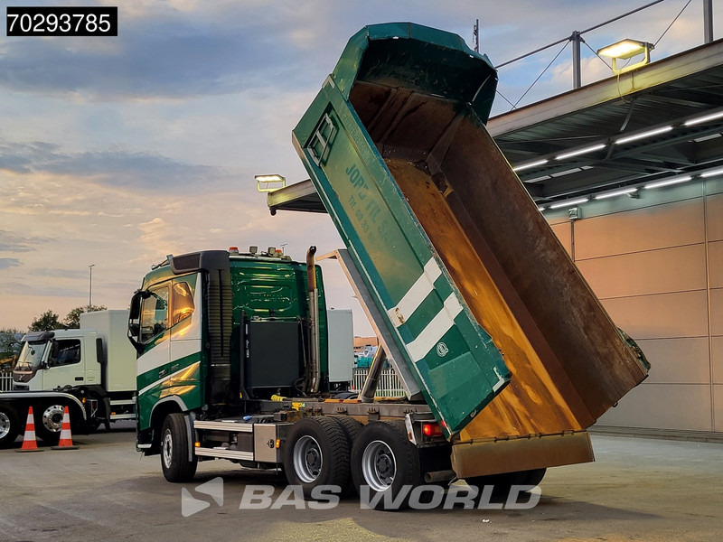 Volvo FH16 650 FH16 6X4 12m3 tipper Automatic Retarder Big-Axle Xenon Euro 6 - Kippiauto kuorma-auto: kuva Volvo FH16 650 FH16 6X4 12m3 tipper Automatic Retarder Big-Axle Xenon Euro 6 - Kippiauto kuorma-auto Volvo FH16 650 FH16 6X4 12m3 tipper Automatic Retarder Big-Axle Xenon Euro 6 - Kippiauto kuorma-auto: kuva Volvo FH16 650 FH16 6X4 12m3 tipper Automatic Retarder Big-Axle Xenon Euro 6 - Kippiauto kuorma-auto