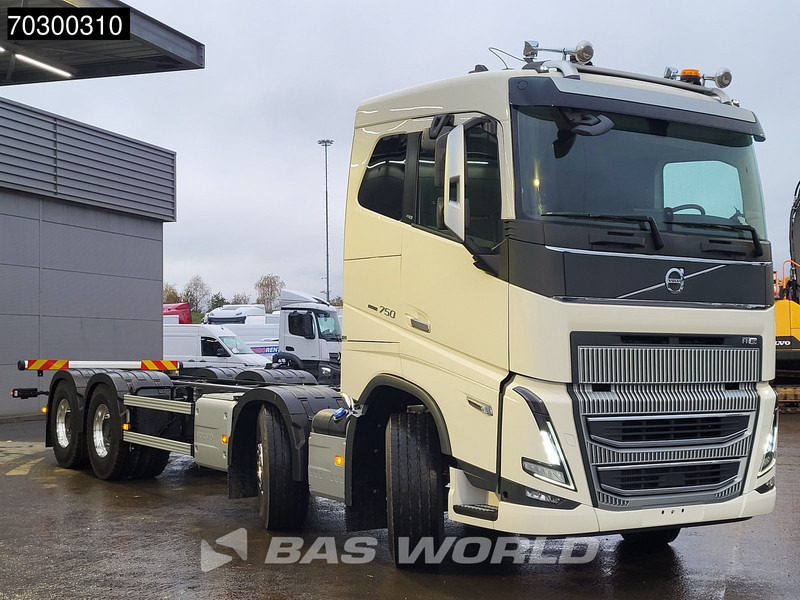 Volvo FH16 750 FH 8X4 NEW 8x4 chassis! Air suspension Big-Axle Automatic VEB+ Euro 6 - Kuorma-auto alusta: kuva Volvo FH16 750 FH 8X4 NEW 8x4 chassis! Air suspension Big-Axle Automatic VEB+ Euro 6 - Kuorma-auto alusta Volvo FH16 750 FH 8X4 NEW 8x4 chassis! Air suspension Big-Axle Automatic VEB+ Euro 6 - Kuorma-auto alusta: kuva Volvo FH16 750 FH 8X4 NEW 8x4 chassis! Air suspension Big-Axle Automatic VEB+ Euro 6 - Kuorma-auto alusta