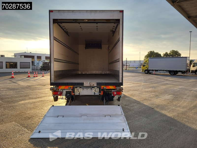Volvo FL 260 4X2 Carrier Supra 750Nordic Ladebordwand Manual Euro 5 - Refrigeraattori kuorma-auto: kuva Volvo FL 260 4X2 Carrier Supra 750Nordic Ladebordwand Manual Euro 5 - Refrigeraattori kuorma-auto Volvo FL 260 4X2 Carrier Supra 750Nordic Ladebordwand Manual Euro 5 - Refrigeraattori kuorma-auto: kuva Volvo FL 260 4X2 Carrier Supra 750Nordic Ladebordwand Manual Euro 5 - Refrigeraattori kuorma-auto