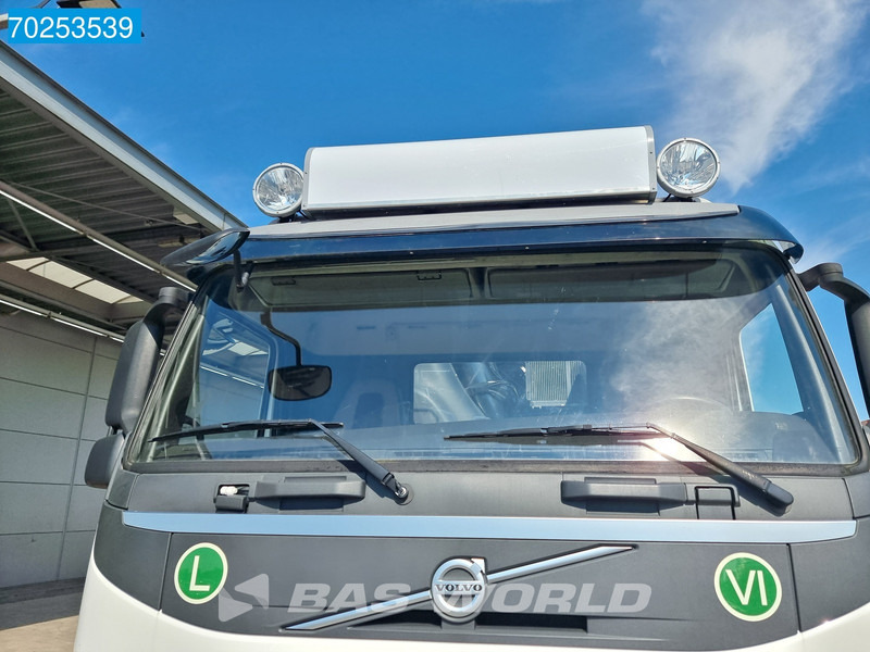 Interior photo 1: Konttialus/ Vaihtokuormatilat kuorma-auto, Nosturiauto Volvo FM 420 8X2 Repaired Damage Hiab X-Hipro 1058E-6 Kran Crane Lift-Lenkachse