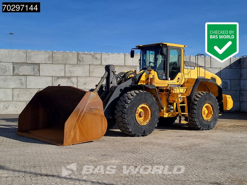 Volvo L180 H - Pyöräkuormaaja: kuva Volvo L180 H - Pyöräkuormaaja Volvo L180 H - Pyöräkuormaaja: kuva Volvo L180 H - Pyöräkuormaaja