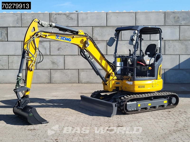 XCMG XE35 E FACTORY WARRANTY - CW/3 BUCKETS - YANMAR ENGINE - Minikuormaaja: kuva XCMG XE35 E FACTORY WARRANTY - CW/3 BUCKETS - YANMAR ENGINE - Minikuormaaja XCMG XE35 E FACTORY WARRANTY - CW/3 BUCKETS - YANMAR ENGINE - Minikuormaaja: kuva XCMG XE35 E FACTORY WARRANTY - CW/3 BUCKETS - YANMAR ENGINE - Minikuormaaja