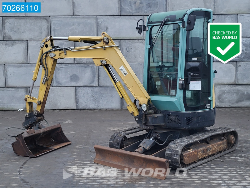 Yanmar VIO25 -4 - Minikuormaaja: kuva Yanmar VIO25 -4 - Minikuormaaja Yanmar VIO25 -4 - Minikuormaaja: kuva Yanmar VIO25 -4 - Minikuormaaja