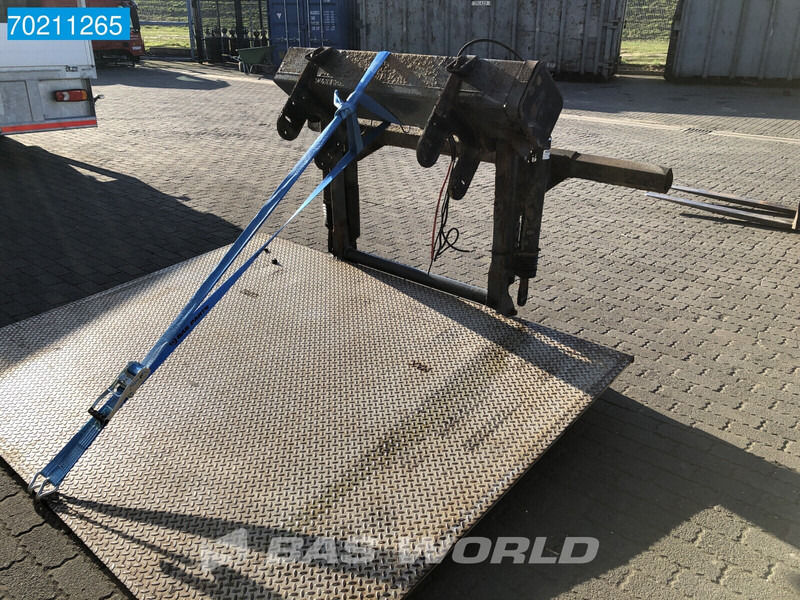 ZEPRO BZ 20-152-S Max laadcapaciteit 2.000 kg - Takalaitanostin: kuva ZEPRO BZ 20-152-S Max laadcapaciteit 2.000 kg - Takalaitanostin ZEPRO BZ 20-152-S Max laadcapaciteit 2.000 kg - Takalaitanostin: kuva ZEPRO BZ 20-152-S Max laadcapaciteit 2.000 kg - Takalaitanostin