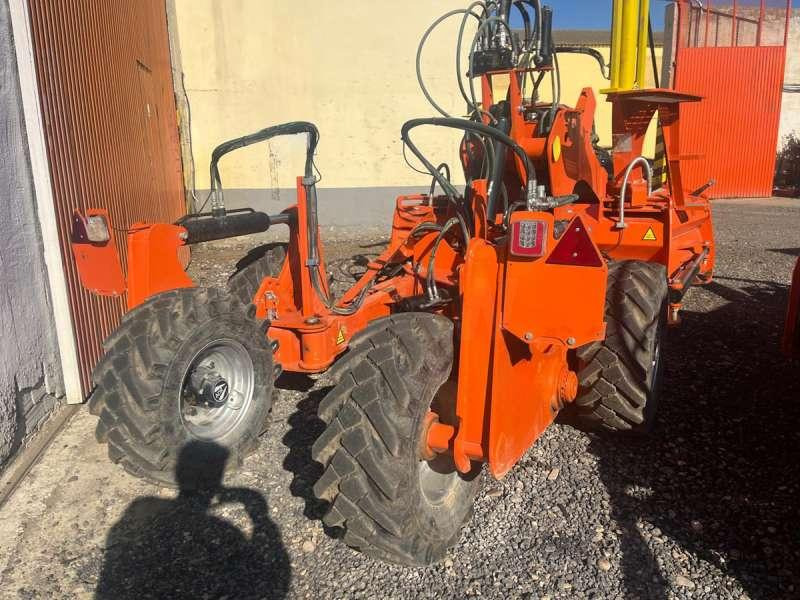 Agrotécnica V5000CCM-DC - Tiehöylä: kuva Agrotécnica V5000CCM-DC - Tiehöylä Agrotécnica V5000CCM-DC - Tiehöylä: kuva Agrotécnica V5000CCM-DC - Tiehöylä